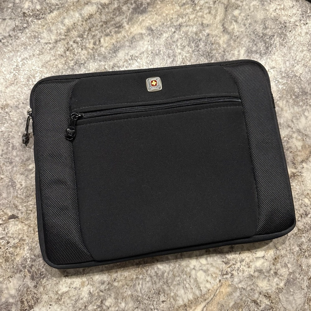 Swiss Gear Neoprene Tablet Pouch 14" Diagonal 12"x9" Black Fits 13" iPads Case